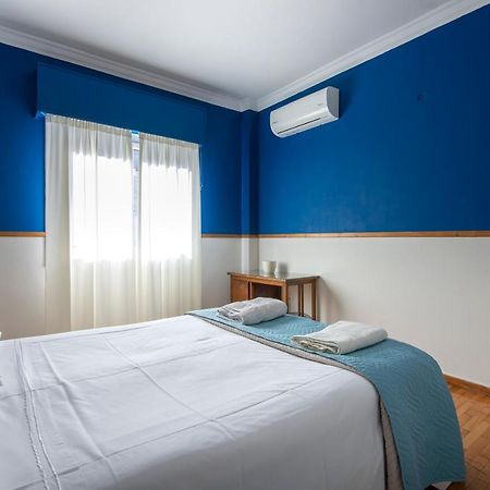 Blue & Red Apartment Athens Exterior photo